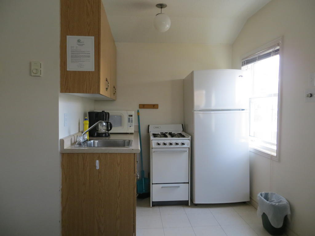 Halls Cottages Honey Harbor Habitación foto
